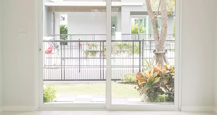 Balcony Screen Door Repair in Vallejo, CA