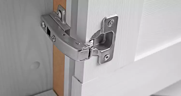 Shower Door Hinge Replacement in Vallejo, CA