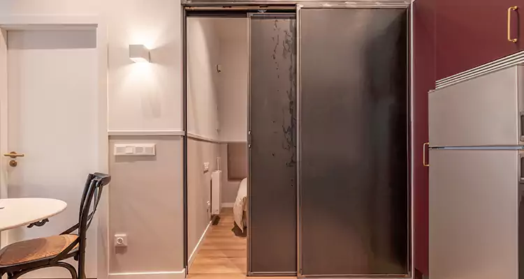We Fix Closet Sliding Door in Vallejo, CA 
