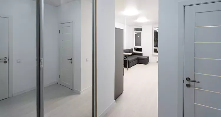 Modern Mirrored Closet Doors Repair in Vallejo, CA